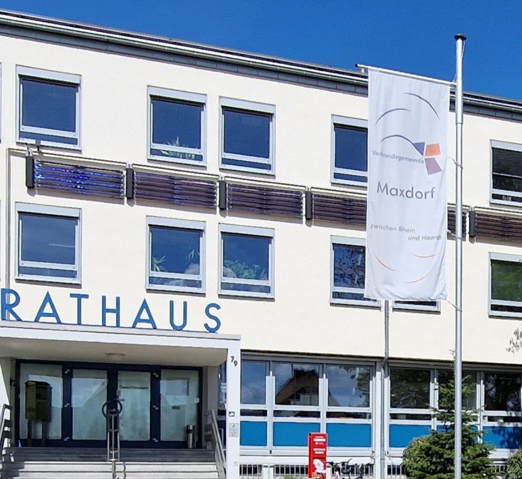 Rathaus Maxdorf