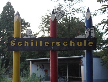 Foto Eingangsbereich der Schillerschule